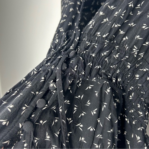 Free People Blouse Deep V Neck Womens Small Black - Picture 4 of 8